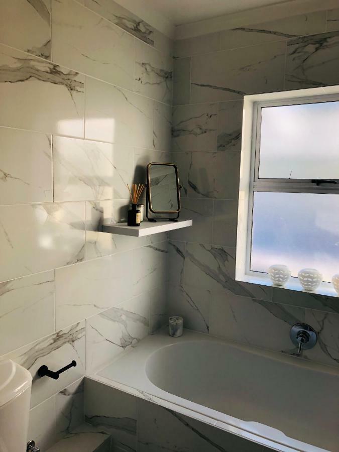 Whale Bay Villa Fish Hoek Extérieur photo