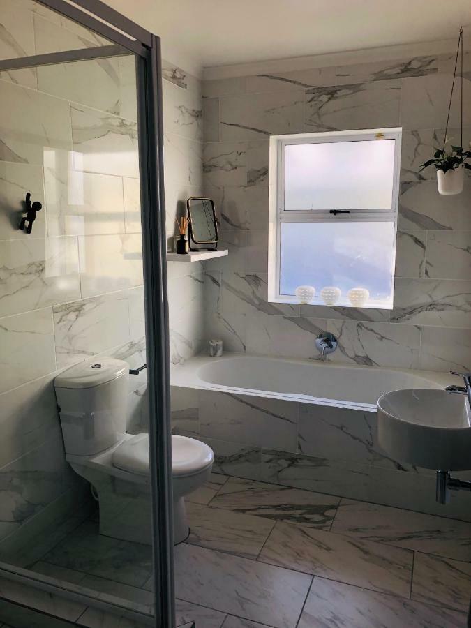 Whale Bay Villa Fish Hoek Extérieur photo